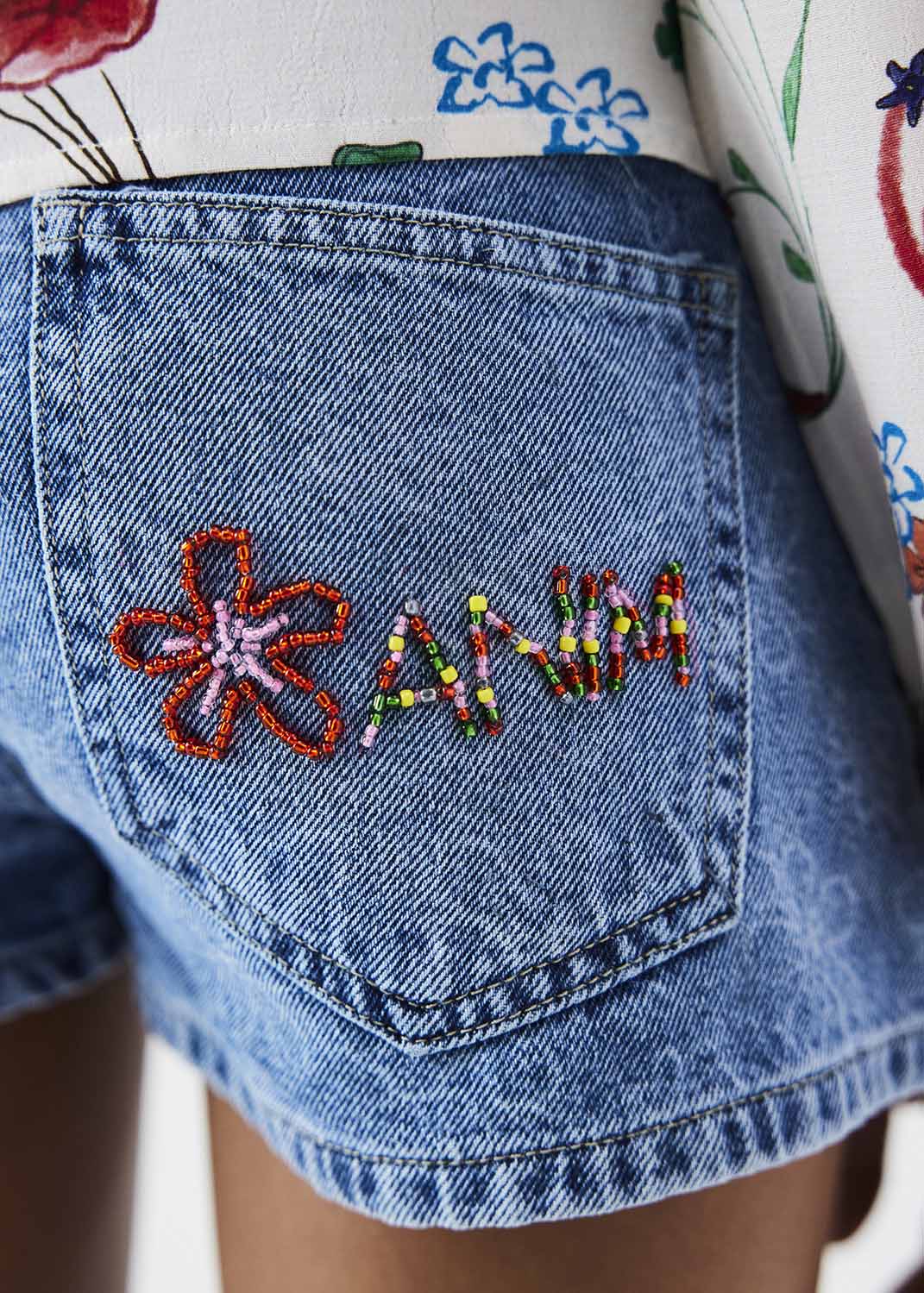 CORDY Mid Waisted Jean Shorts With Embroidery – ANIM